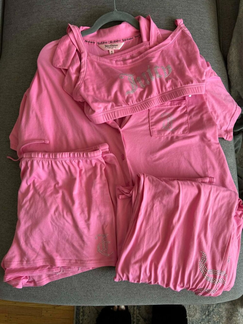 Juicy Couture XL PJ Set- Lounge, sleepwear, sparkle!